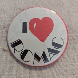 Vintage I Heart RCMAC pin/button